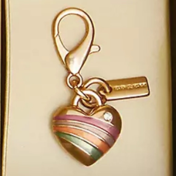 Coach Boxed Wristlet & Charm Signature Gift Set MSRP 180.00 - Picture 4 of 6